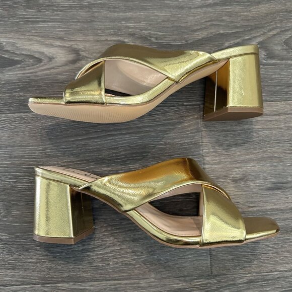 NEW Lulus SZ 8.5 Ybarra Gold High Block Heel Sandals Metallic Vegan Criss Cross - Picture 2 of 10